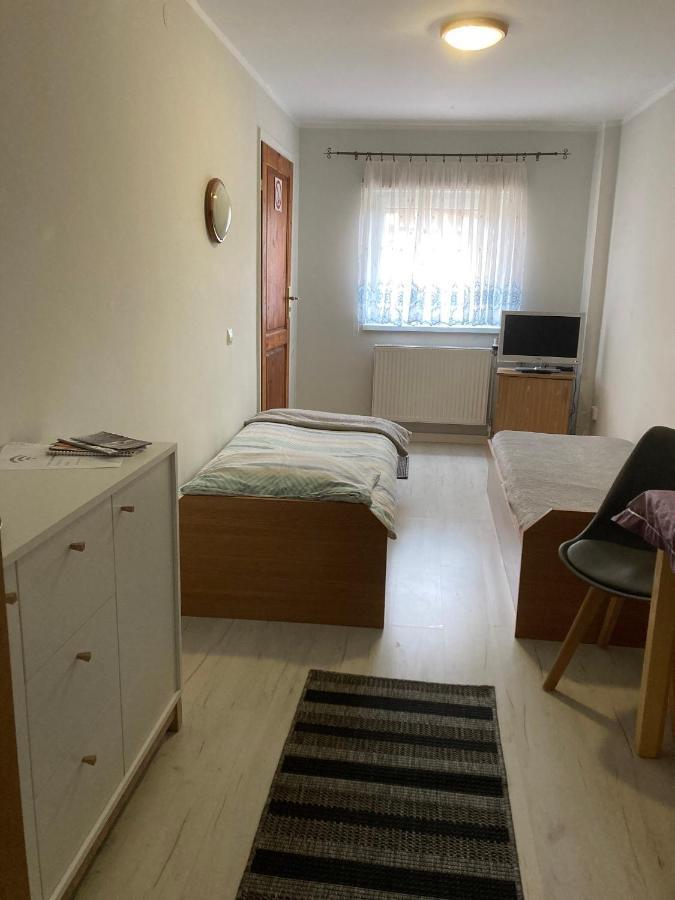 Pokoje Przy Warszawskiej Połczyn-Zdrój Exteriör bild